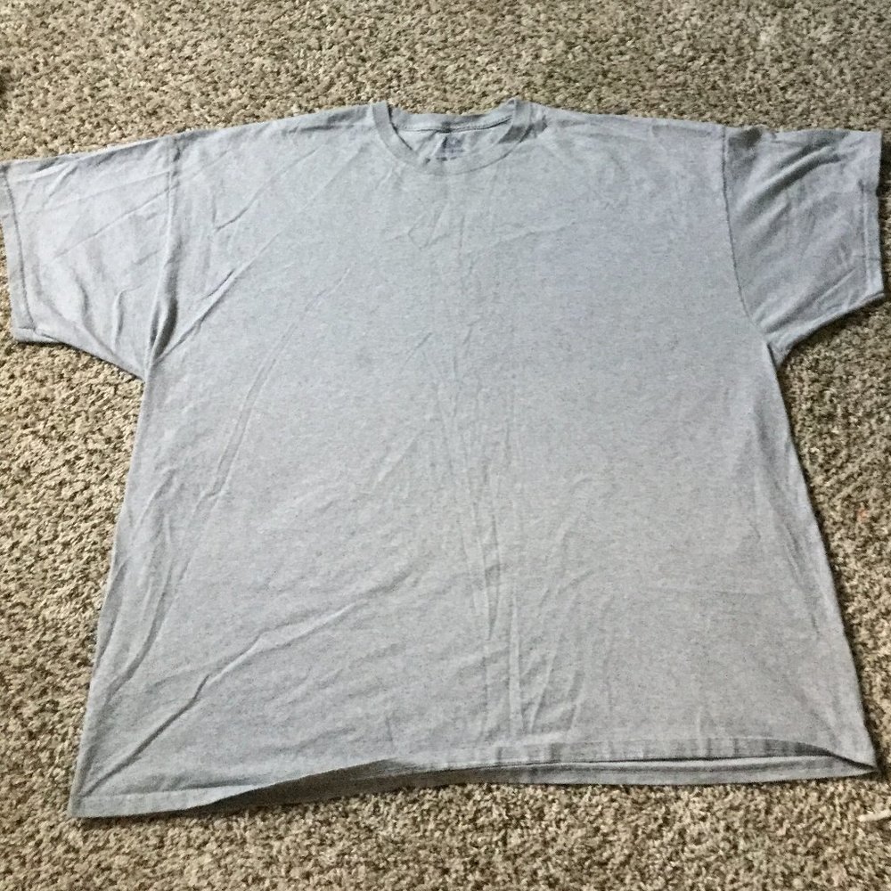 Light Grey Fruit of the Loom T-Shirt